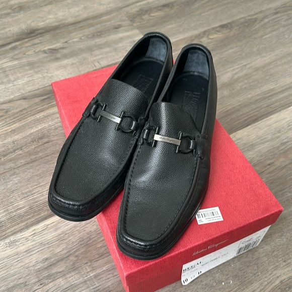 Ferragamo Regal 10.5 D